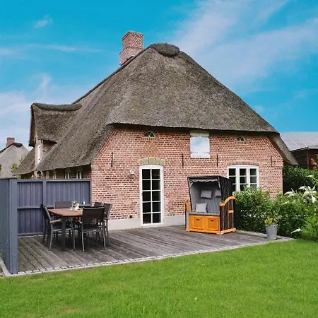 Holiday home Haus Frieda /